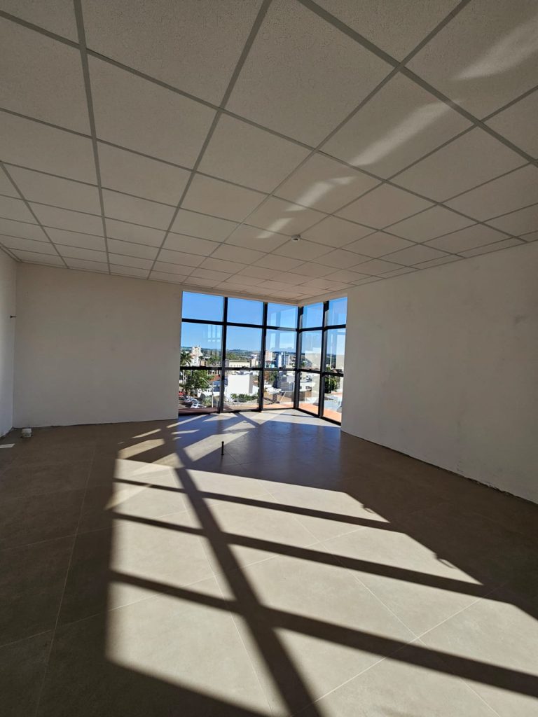 WhatsApp-Image-2025-05-14-at-09.04.41-3